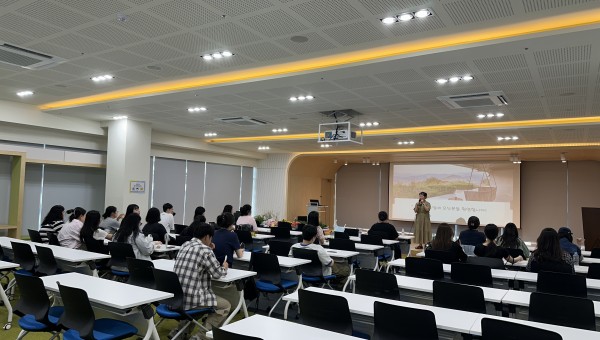 [2층 강당 강당] 꽃으로 그리는 나의 내일