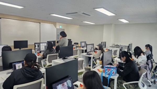 [2층 미디어 랩실 미디어랩실] 도심캠퍼스 대구가톨릭대학교 금속주얼리디자인과