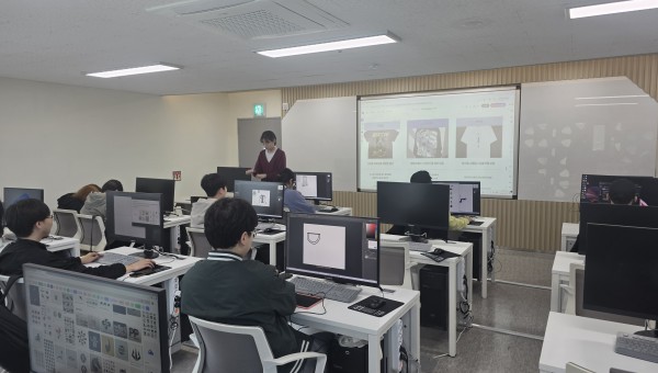 [2층 미디어 랩실 미디어랩실] 「도심캠퍼스타운 조성  사업」 교과과정